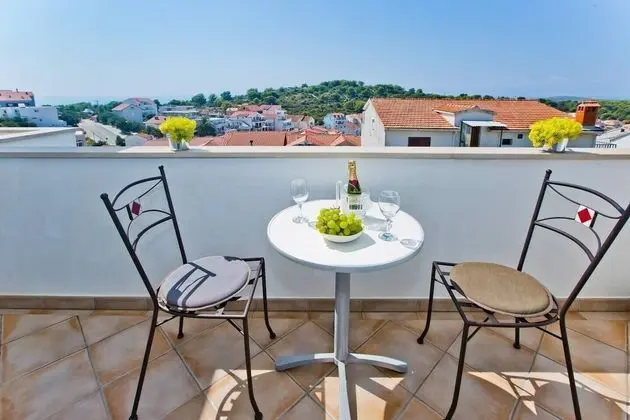 Superior Apart Daire, Teras, Deniz Manzaralı