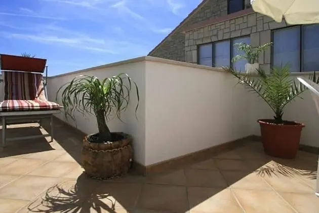 Superior Apart Daire, Teras, Deniz Manzaralı