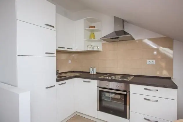 Apart Daire (One-Bedroom Apartment Orasac)