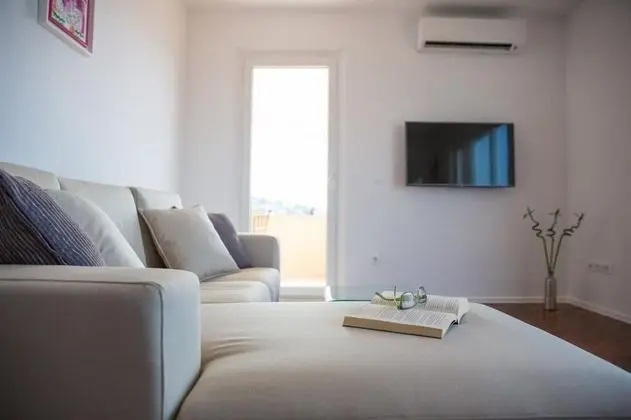 Apart Daire (Two-Bedroom Apartment Orasac)