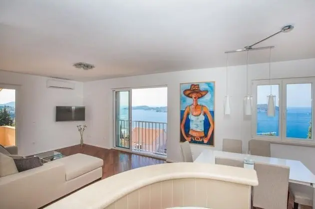 Apart Daire (Two-Bedroom Apartment Orasac)