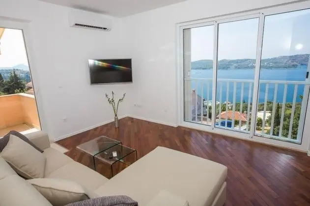 Apart Daire (Two-Bedroom Apartment Orasac)