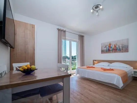 Stüdyo (Family Studio with Balcony Sea View)