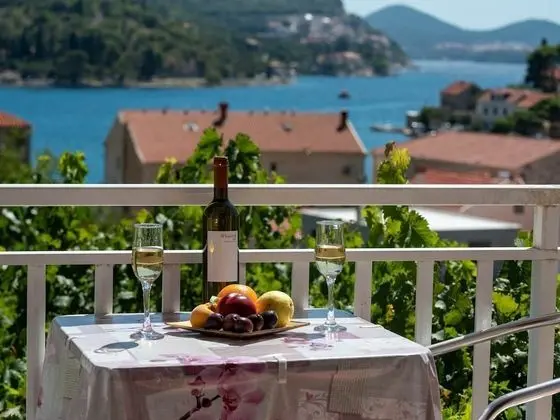 Stüdyo (Family Studio with Balcony Sea View)