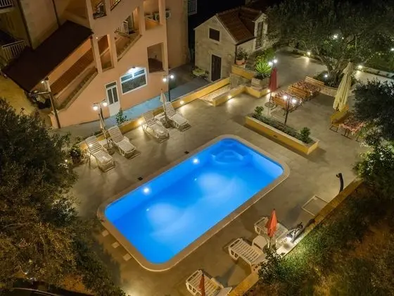 Stüdyo (Family Studio with Balcony Sea View)