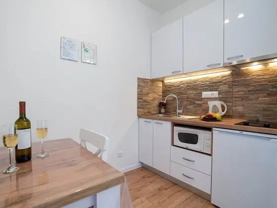 Stüdyo (Standard Studio with Balcony/Sea View)