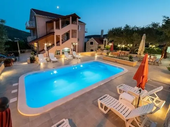 Stüdyo (Standard Studio with Balcony/Sea View)