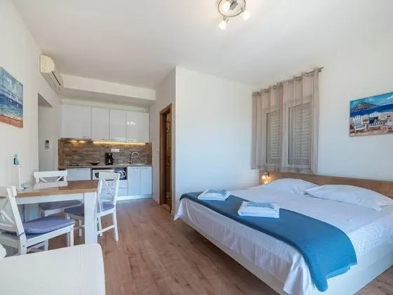 Stüdyo (Studio with Balcony Sea View)