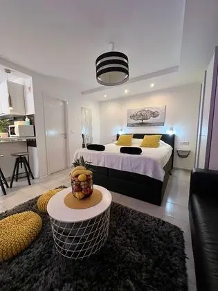 Stüdyo, 1 En Büyük (King) Boy Yatak