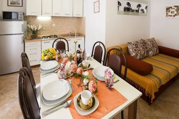 Apart Daire, 2 Yatak Odası, Balkon, Deniz Manzaralı