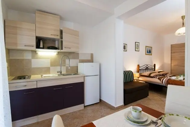 Stüdyo, Balkon, Bahçe Manzaralı
