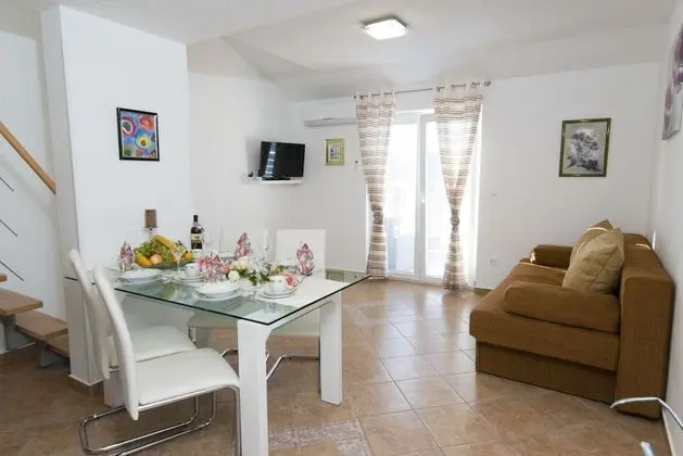 Stüdyo, Balkon, Bahçe Manzaralı