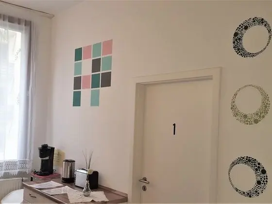 Tek Büyük Yataklı Oda, Ortak Banyo (Zi 1-2-3 (1.OG.))