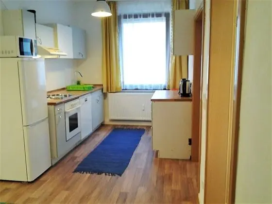 Tek Büyük Yataklı Oda, Ortak Banyo (Zi 1-2-3 (1.OG.))
