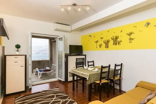 Apart Daire (Two Bedroom Apartment -  Balcony and )