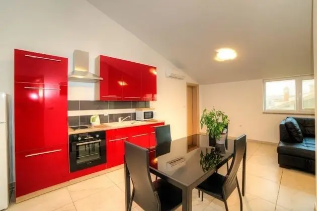 Apart Daire, 1 Çift Kişilik Yatak ve Çekyat