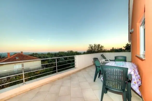 Apart Daire, 1 Çift Kişilik Yatak ve Çekyat