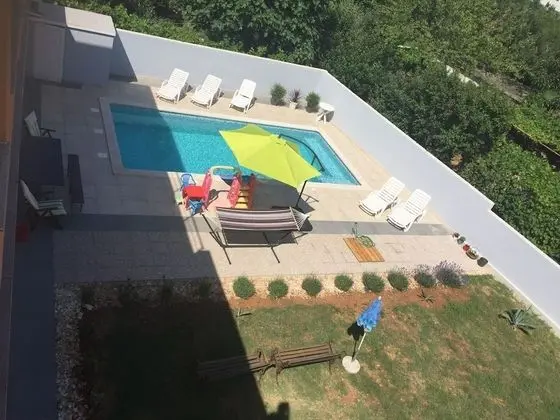 Apart Daire, 1 Çift Kişilik Yatak ve Çekyat