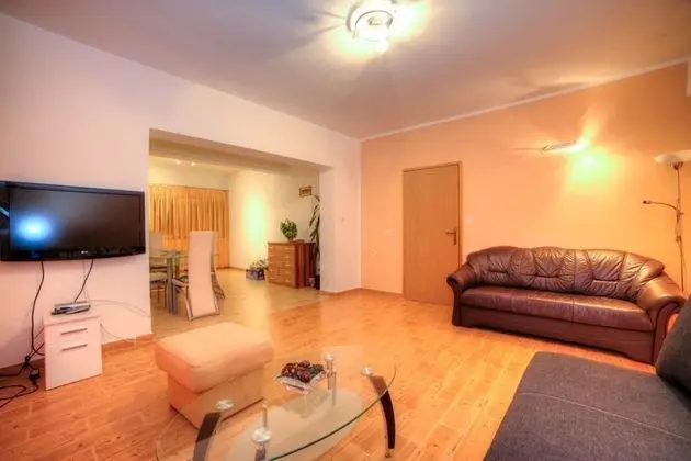 Apart Daire, 2 Çift Kişilik Yatak