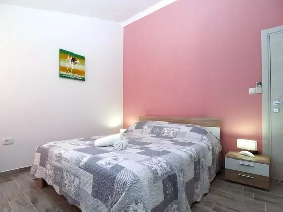 Apart Daire, 2 Yatak Odası (898/2092)