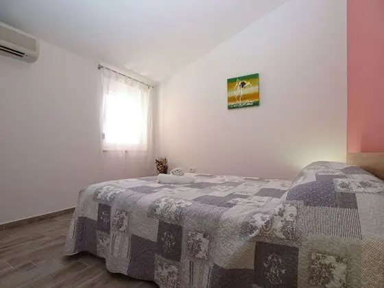 Apart Daire, 2 Yatak Odası (898/2092)