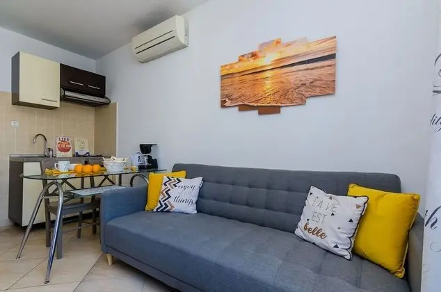 Apart Daire, Küçük Mutfak, Deniz Manzaralı