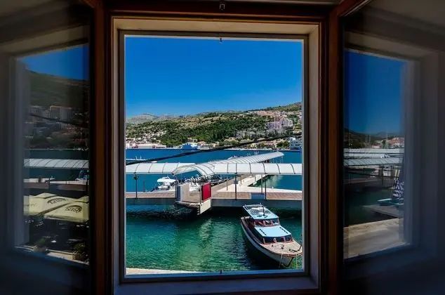 Comfort Apart Daire, Deniz Manzaralı