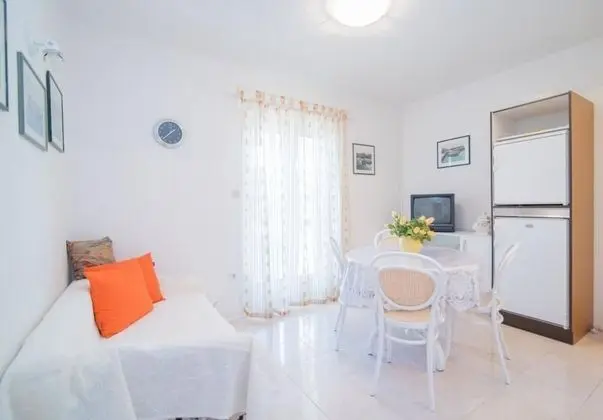 Apart Daire (Two-Bedroom Apartment A2)