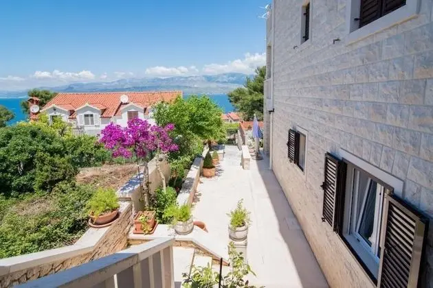 Apart Daire (Two-Bedroom Apartment A2)