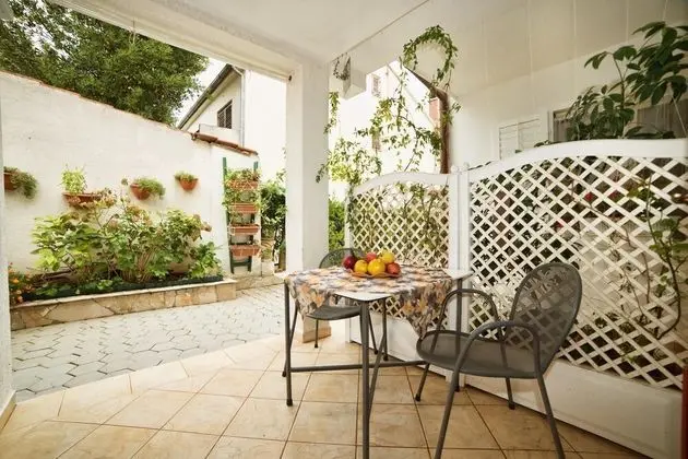 Apart Daire, 1 Çift Kişilik Yatak