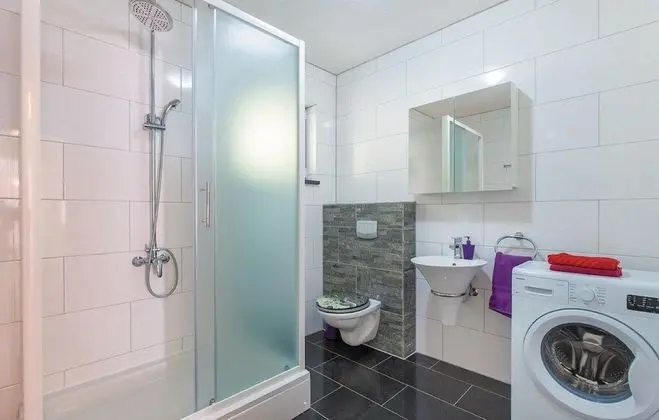 Apart Daire (2 Bedroom Apt with Balcony n Sea View)