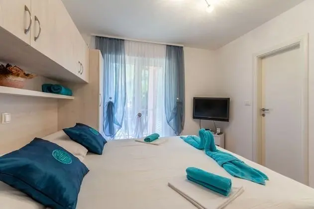 Stüdyo (Studio with Balcony and Sea View)