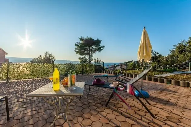 Stüdyo (Studio with Balcony and Sea View)