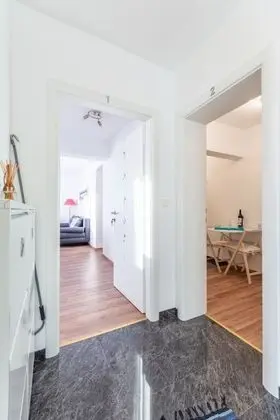 Stüdyo (Studio with Balcony and Sea View)