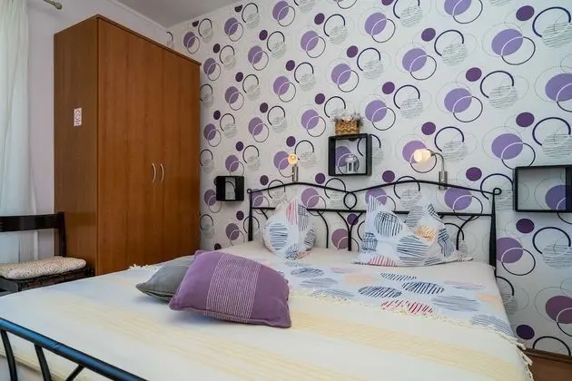 Tek Büyük Yataklı Oda (Double Room with Balcony and Sea View)