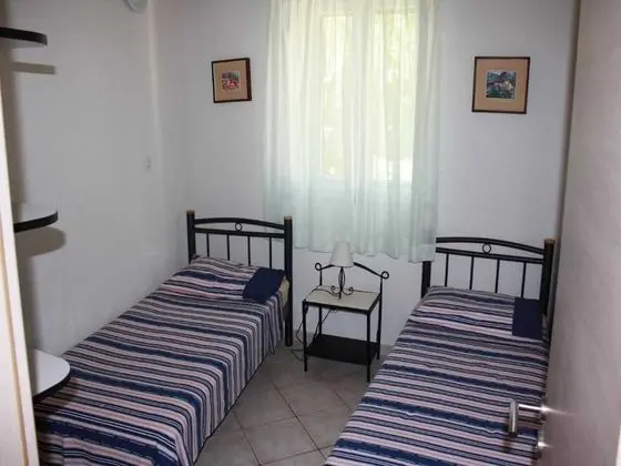 Apart Daire (Apartments Paloc - Bungalow with Gard)