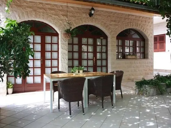 Apart Daire (Apartments Paloc - Bungalow with Gard)