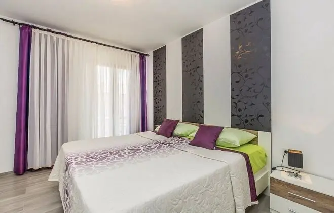 Apart Daire (Two Bedroom Apartment with Terrace an)