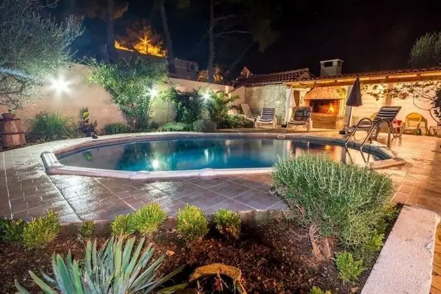 Apart Daire (Two Bedroom Apartment with Pool view)