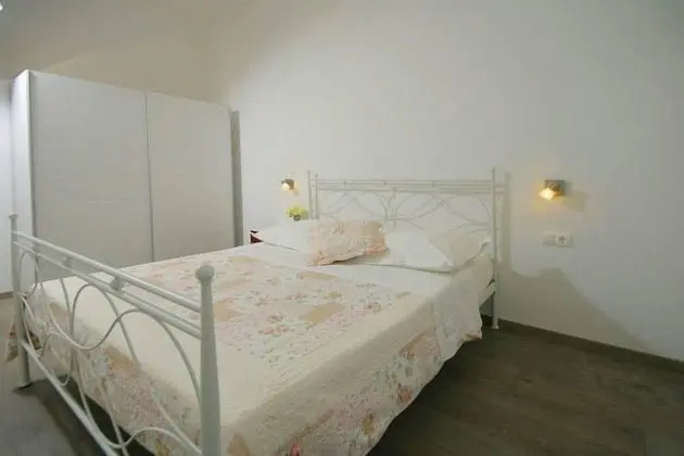 Classic Apart Daire, Bahçe Manzaralı