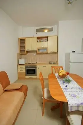 Standard Apart Daire, Deniz Manzaralı