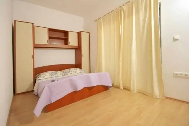 Standard Apart Daire, Deniz Manzaralı
