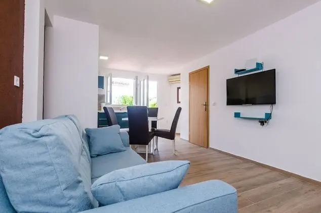 Apart Daire (1 Bedroom Apt with Shared Terrace)