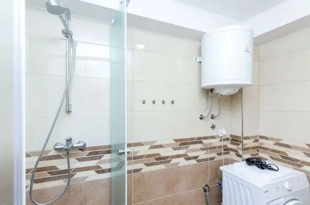 Apart Daire (1 Bedroom Apt with Shared Terrace)