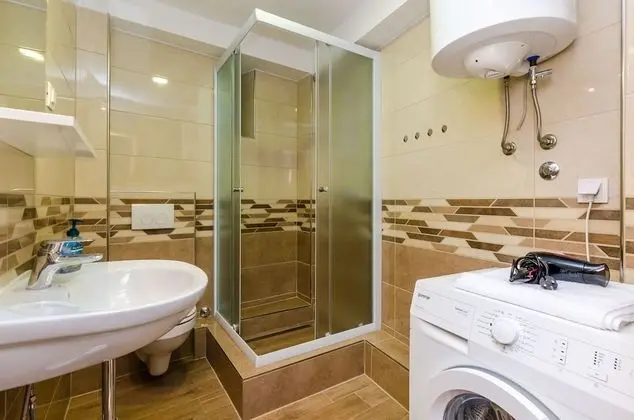 Apart Daire (1 Bedroom Apt with Shared Terrace)