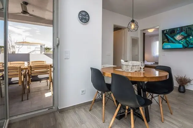 Family Apartment (A2)