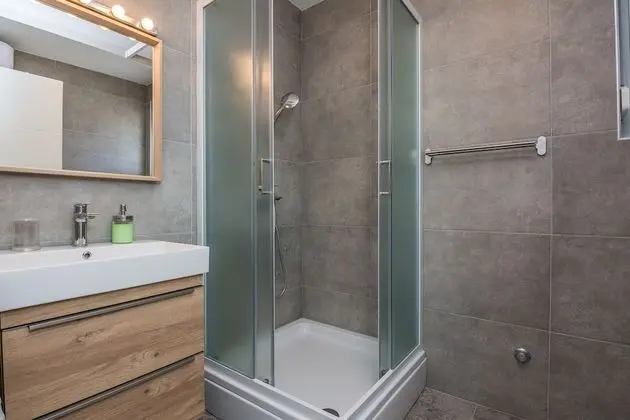 Family Apartment (A2)