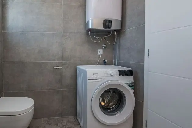 Family Apartment (A2)