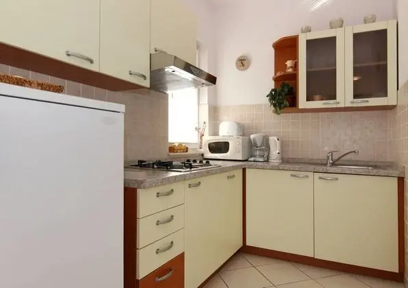 Superior Apart Daire, 2 Yatak Odası, Balkon, Deniz Manzaralı