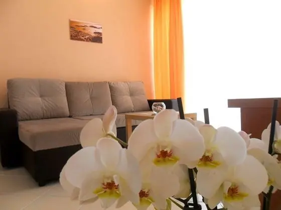 Superior Apart Daire, 2 Yatak Odası, Balkon, Deniz Manzaralı